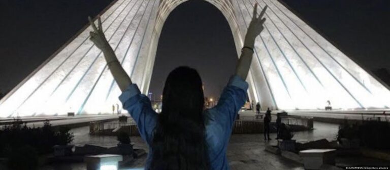 Iran: Zum ersten Mal seit Wochen kommt es zu Protesten