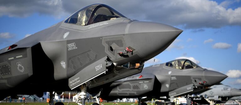 SIPRI: US-Waffenexporte schießen in die Höhe, während China abstürzt