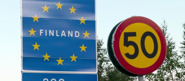 Autofahrer in Finnland wegen Geschwindigkeitsüberschreitung mit einer Geldstrafe von 121.000 Euro belegt
